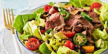 Spicy Beef Chipotle Salad